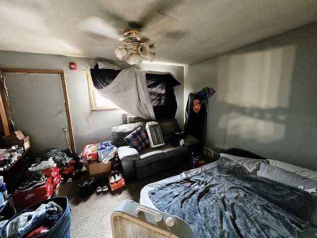 35 King Arthur Ct Unit 19, Northlake, IL 60164 - carpeted bedroom with ceiling fan