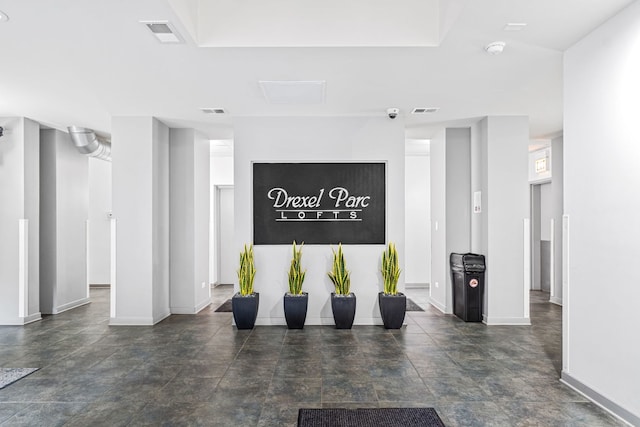 4537 S Drexel Blvd Unit 504, Chicago, IL 60653 - reception area with a surveillance system
