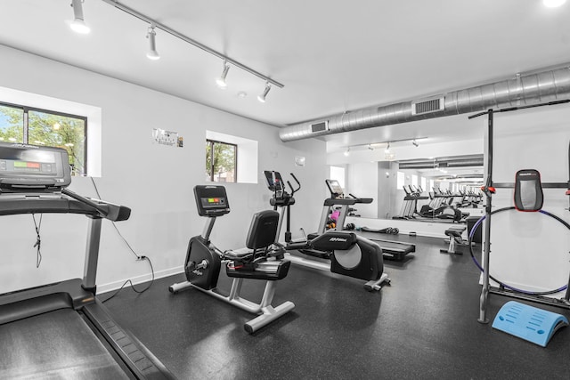 4537 S Drexel Blvd Unit 504, Chicago, IL 60653 - gym featuring track lighting and baseboards
