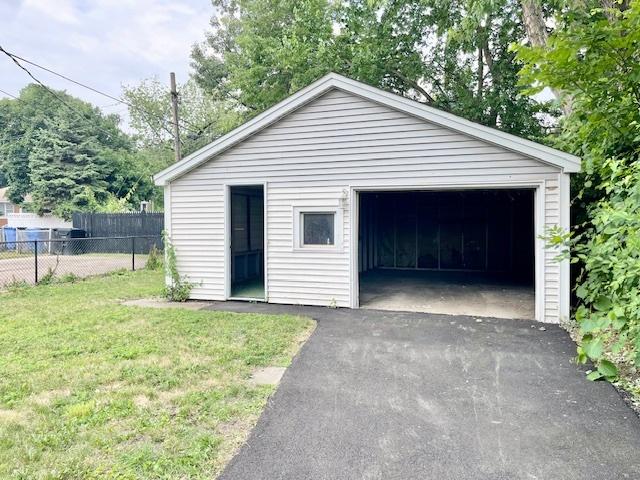 132 W 126th Pl, Chicago, IL 60628 - view of detached garage