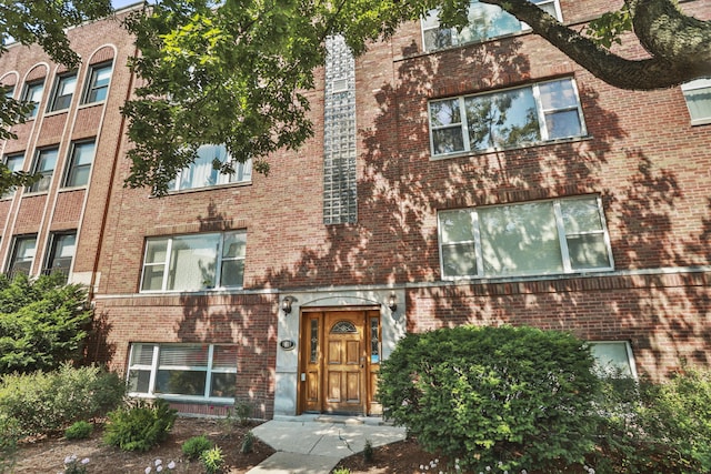 5656 N Kimball Ave Unit Gs, Chicago, IL 60659 - view of front of home with brick siding