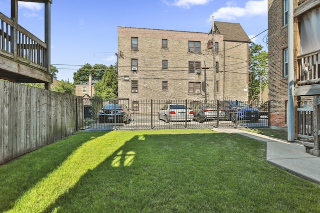 5656 N Kimball Ave Unit Gs, Chicago, IL 60659 - fenced yard featuring a gate