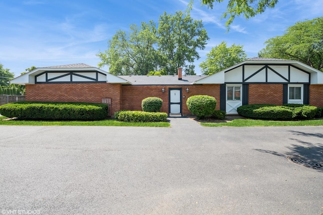 1 Falkirk Ln, Rolling Meadows, IL 60008 - photo 1
