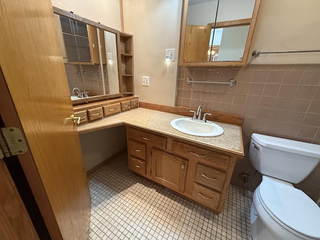 1690 Ashburn Ct Unit A, Wheaton, IL 60189 - bathroom with vanity and tile patterned floors