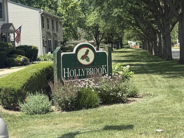 1690 Ashburn Ct Unit A, Wheaton, IL 60189 - community sign with a yard