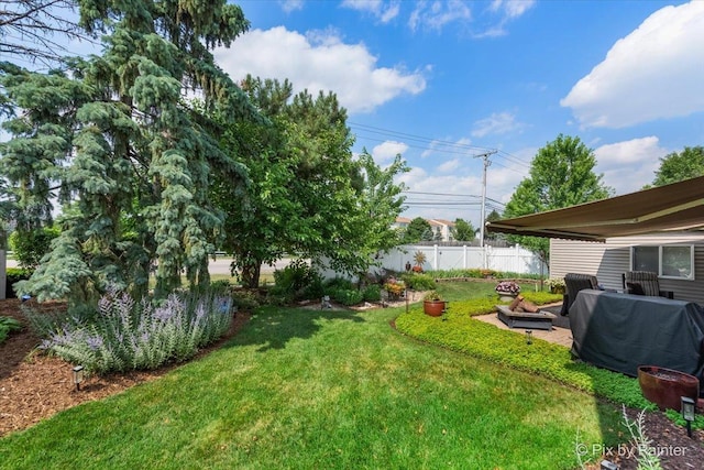 2370 Nantucket Ln, Elgin, IL 60123 - view of yard