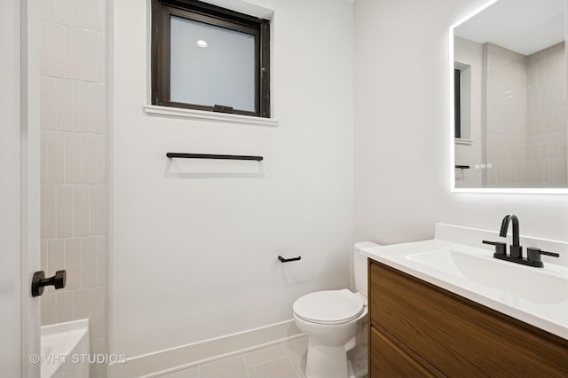 220 S Oakley Blvd, Chicago, IL 60612 - bathroom featuring vanity, tile patterned flooring, and shower / tub combination