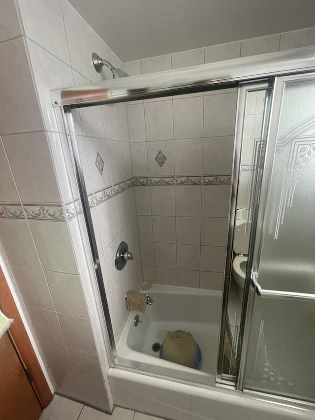 2940 N Nagle Ave, Chicago, IL 60634 - full bath featuring enclosed tub / shower combo and tile patterned flooring