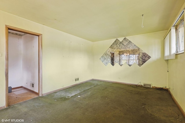 12358 S Lowe Ave, Chicago, IL 60628 - bonus room featuring carpet floors and baseboards