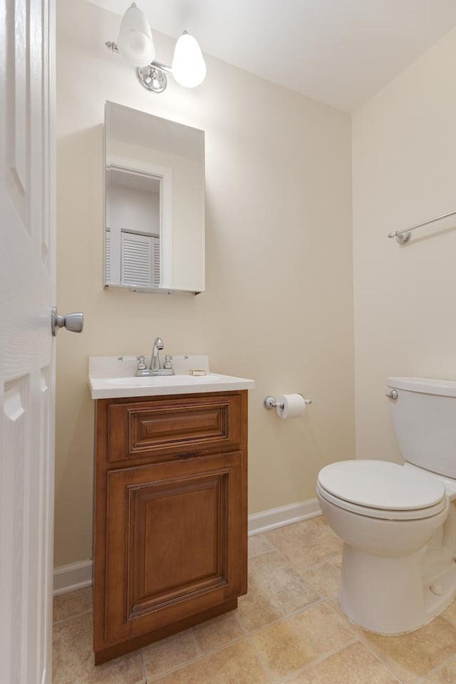 735 Wellington Ave, Elk Grove Village, IL 60007 - half bathroom with toilet and vanity