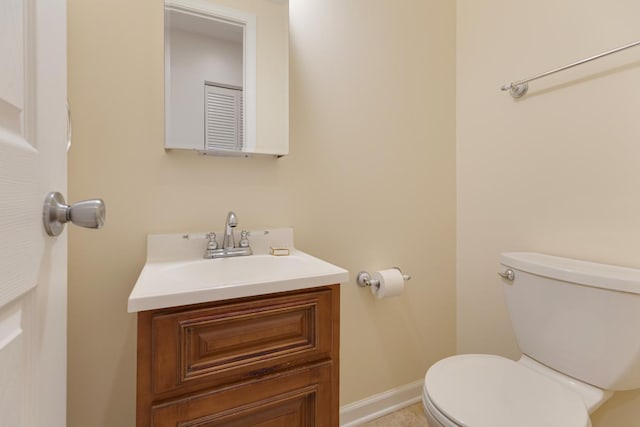 735 Wellington Ave, Elk Grove Village, IL 60007 - bathroom with vanity and toilet