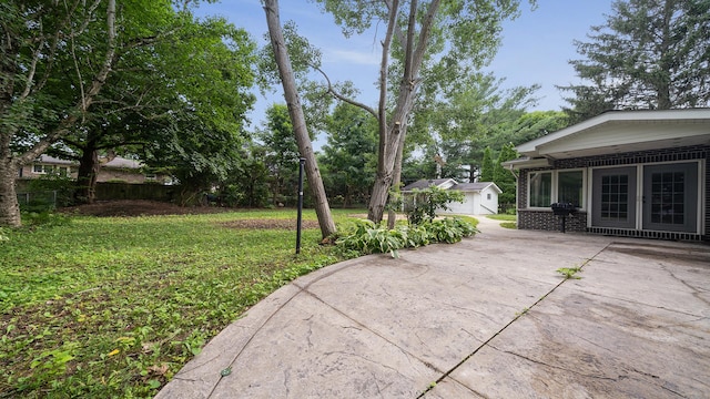 5809 Inverness Dr, Rockford, IL 61107 - view of yard featuring an outdoor structure