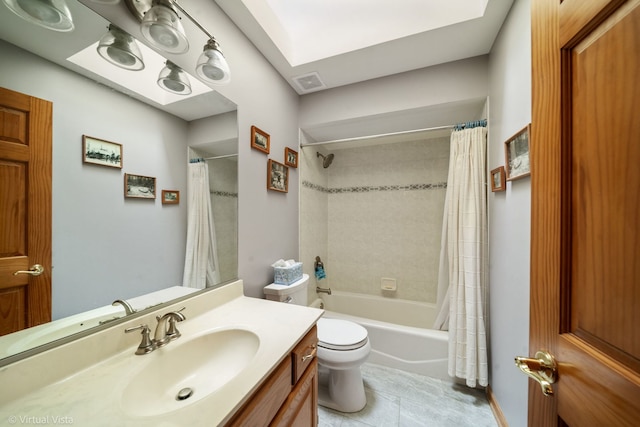 1448 Chestnut Xing, Lemont, IL 60439 - full bathroom featuring vanity and shower / tub combo with curtain