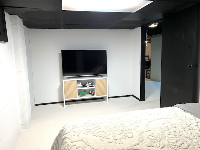 5 Knollcrest Ct, Normal, IL 61761 - carpeted bedroom with baseboards