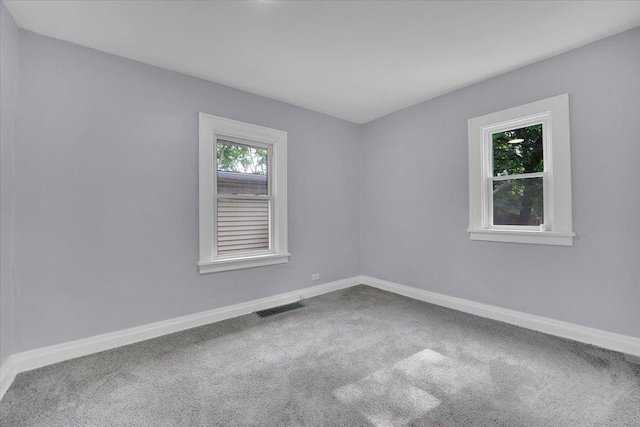 305 S Lewis Ave, Waukegan, IL 60085 - empty room featuring carpet and baseboards
