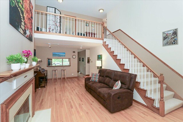 602 Cherbourg Dr, Buffalo Grove, IL 60089 - photo 4