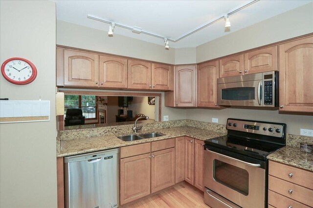 602 Cherbourg Dr, Buffalo Grove, IL 60089 - photo 9