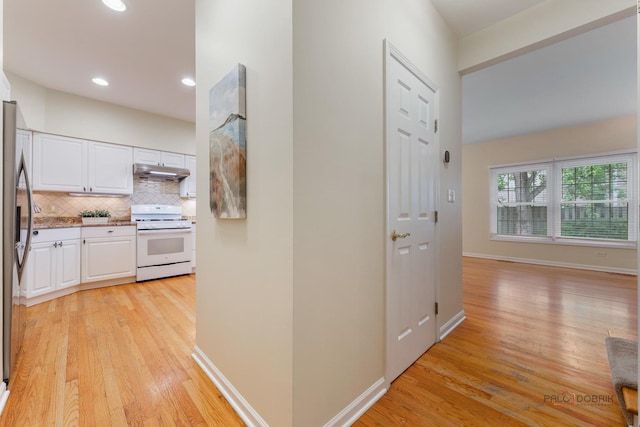 1804 Monroe Ct, Glenview, IL 60025 - hall featuring light wood-style flooring and recessed lighting