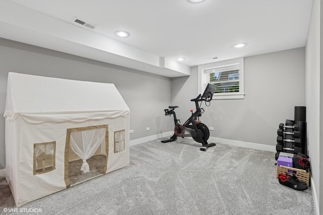 5106 W Eddy St, Chicago, IL 60641 - workout room with carpet flooring and recessed lighting