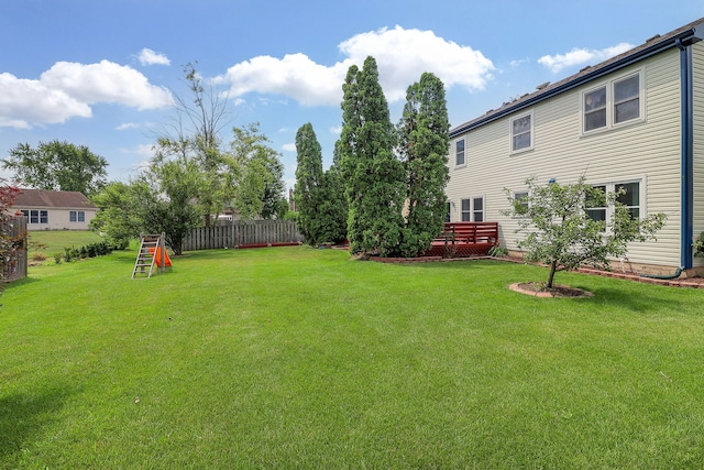 1557 Scottdale Cir, Wheaton, IL 60189 - view of yard