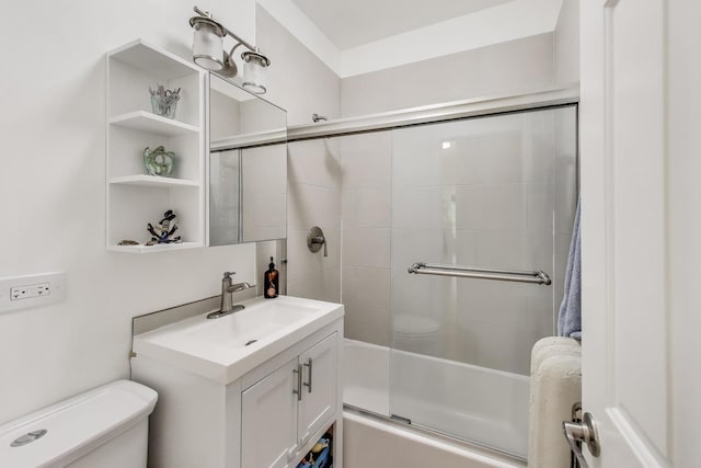 7021 N Sheridan Rd Unit 1, Chicago, IL 60626 - full bath featuring vanity and enclosed tub / shower combo