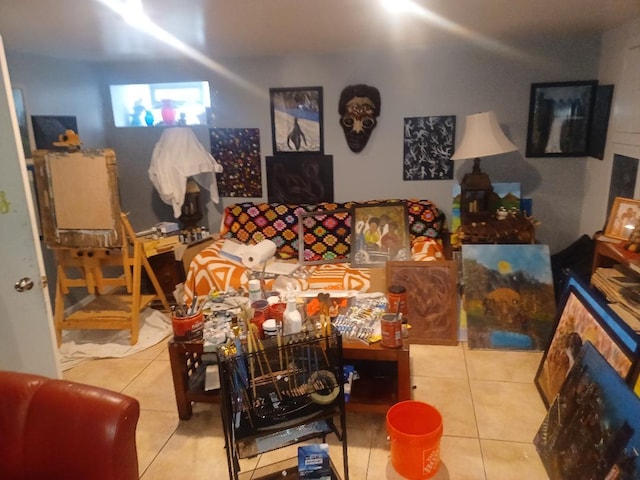 8506 S Jeffery Blvd, Chicago, IL 60617 - view of tiled living room