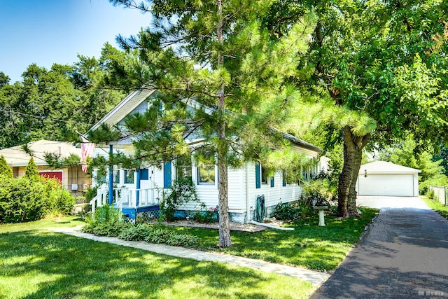 15429 Lamon Ave, Oak Forest, IL 60452 - view of property hidden behind natural elements featuring an outbuilding, a detached garage, and a front lawn