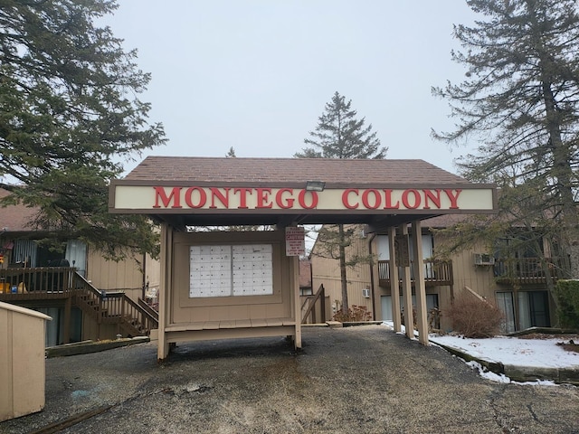 32 Montego Colony Unit 7, Fox Lake, IL 60020 - view of property with a carport