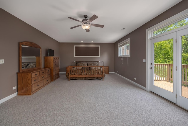 660 Birch Hollow Dr, Antioch, IL 60002 - living room featuring a ceiling fan and light carpet