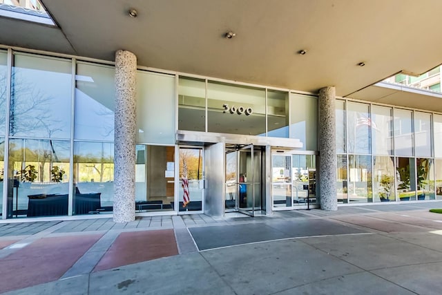 3600 N Lake Shore Dr Unit 2204, Chicago, IL 60613 - property entrance