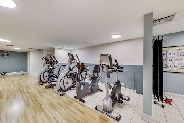 3600 N Lake Shore Dr Unit 2204, Chicago, IL 60613 - gym featuring baseboards and wood finished floors