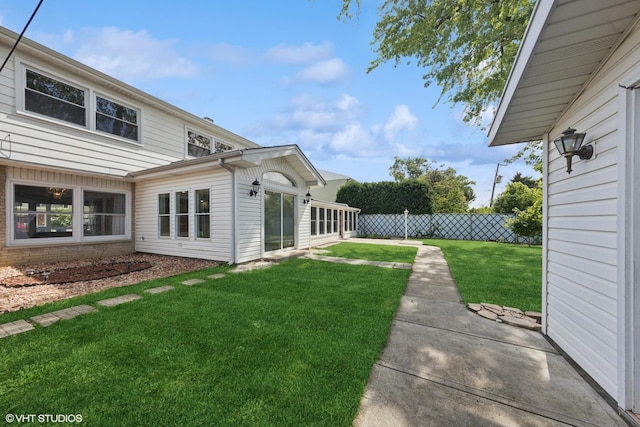 9061 Primrose Ln, Hickory Hills, IL 60457 - view of yard