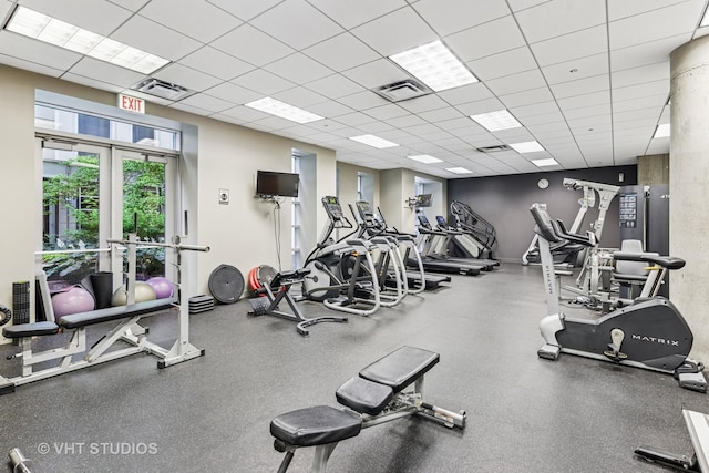 700 N Larrabee St Unit 1409, Chicago, IL 60654 - exercise room with a drop ceiling
