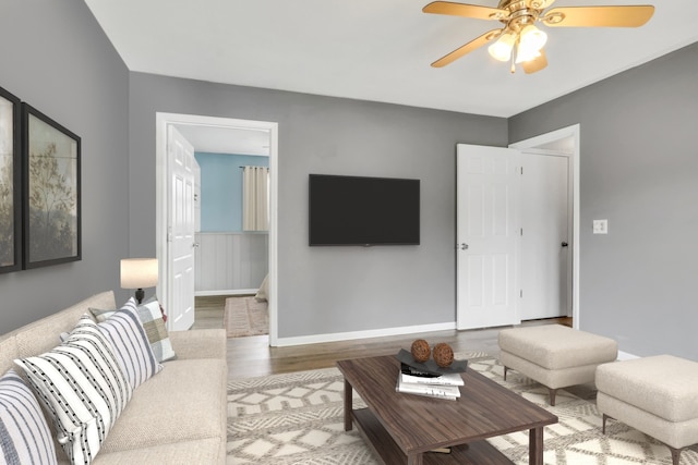 513 White Birch Rd, Lindenhurst, IL 60046 - living area with wood finished floors and ceiling fan