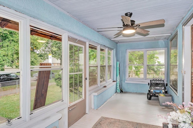 9826 S Walden Pkwy, Chicago, IL 60643 - sunroom / solarium with ceiling fan