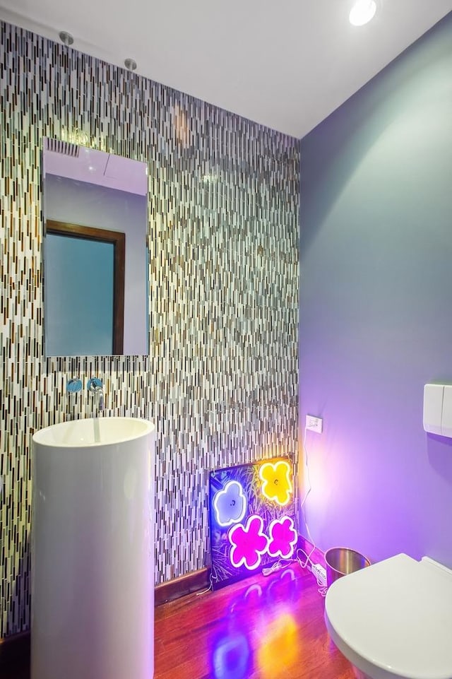 800 N Michigan Ave Unit 2502, Chicago, IL 60611 - bathroom with tile walls and toilet