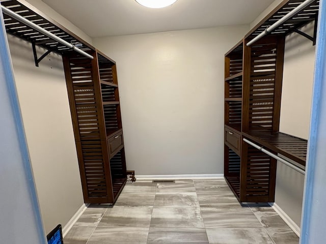 214 Tiverton Rd, Kankakee, IL 60901 - view of spacious closet