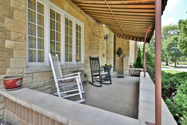 1104 Fair Oaks Ave, Oak Park, IL 60302 - photo 3