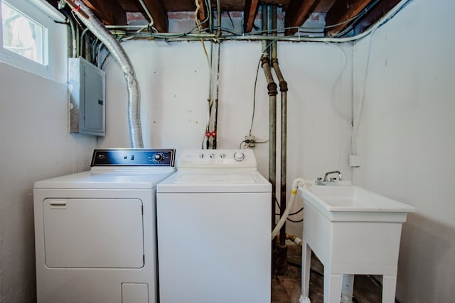 8909 N Washington St Unit E, Niles, IL 60714 - laundry area featuring electric panel and separate washer and dryer