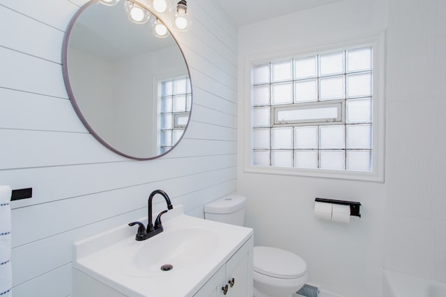 8909 N Washington St Unit E, Niles, IL 60714 - bathroom with toilet and vanity