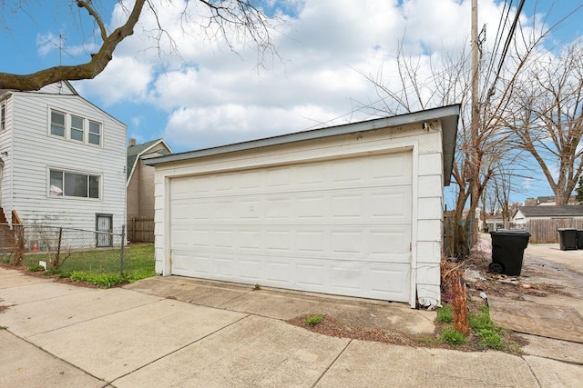 7959 S Saginaw Ave, Chicago, IL 60617 - view of detached garage