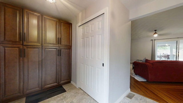 102 Jennifer Dr, Mahomet, IL 61853 - photo 4