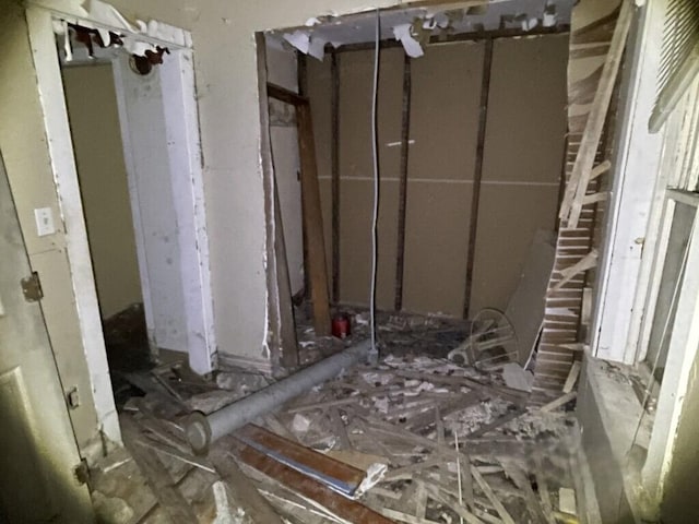 8447 S Escanaba Ave, Chicago, IL 60617 - view of misc room