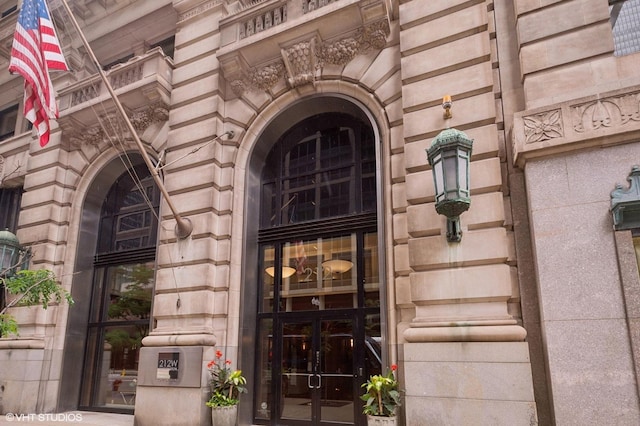212 W Washington St Unit 1112, Chicago, IL 60606 - property entrance with french doors
