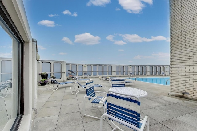 940 W Glenlake Ave Unit 19C, Chicago, IL 60660 - view of community pool
