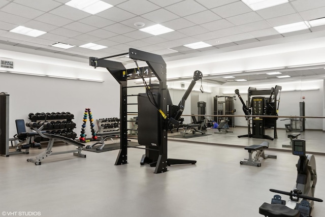 240 E Illinois St Unit 2702, Chicago, IL 60611 - gym with a drop ceiling