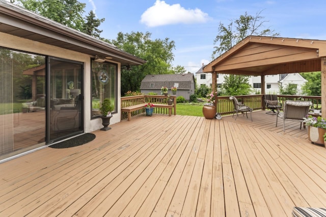 216 Hickory Ct, Northbrook, IL 60062 - wooden deck featuring an outdoor structure