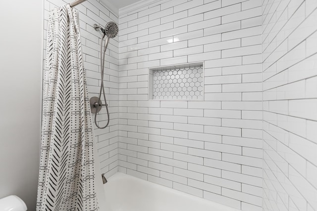 327 Georgetown Ct Unit B, Bloomingdale, IL 60108 - full bath featuring shower / bath combo with shower curtain