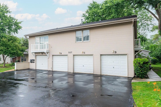 327 Georgetown Ct Unit B, Bloomingdale, IL 60108 - view of front of house with an attached garage and driveway