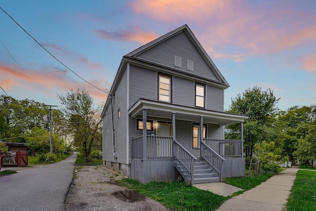515 George Ave, Waukegan, IL 60085 - traditional style home featuring a porch